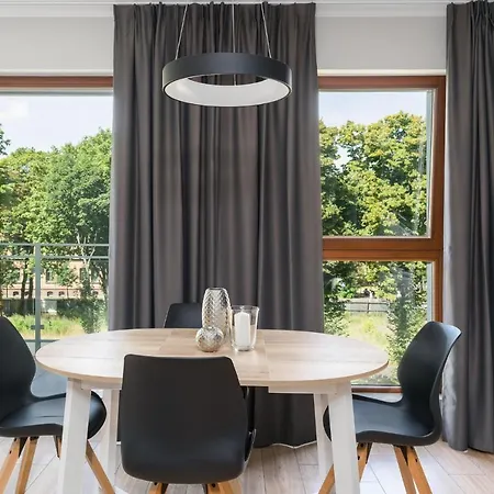 Bookowska Apartment *