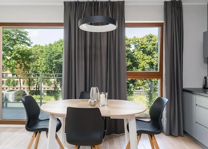 Bookowska Apartment *